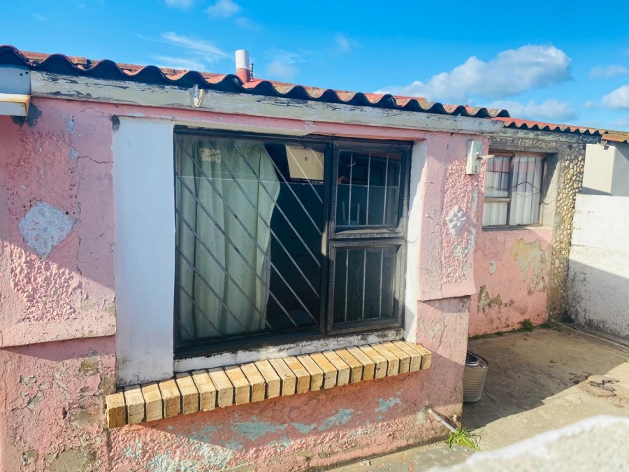 11 Bedroom Property for Sale in Kwazakhele Eastern Cape